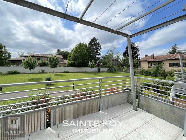 2025932 image8 - Sainte Foy Immobilier - Ce sont des agences immobilières dans l'Ouest Lyonnais spécialisées dans la location de maison ou d'appartement et la vente de propriété de prestige.