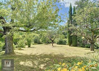 2025931 image1 - Sainte Foy Immobilier - Ce sont des agences immobilières dans l'Ouest Lyonnais spécialisées dans la location de maison ou d'appartement et la vente de propriété de prestige.