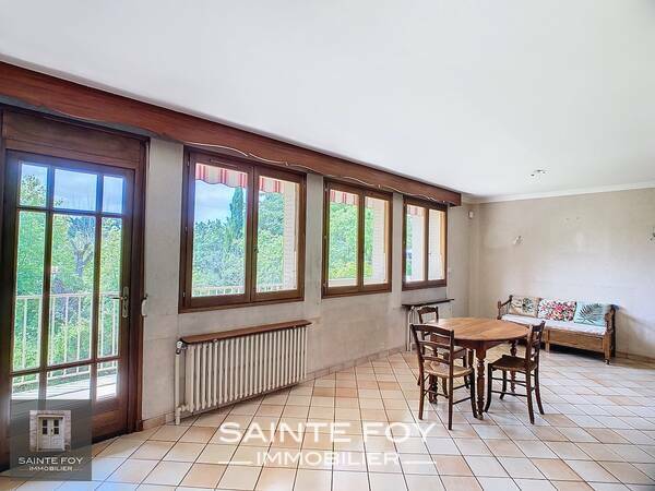 2025931 image6 - Sainte Foy Immobilier - Ce sont des agences immobilières dans l'Ouest Lyonnais spécialisées dans la location de maison ou d'appartement et la vente de propriété de prestige.
