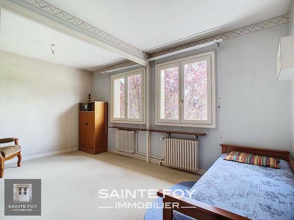 2025931 image8 - Sainte Foy Immobilier - Ce sont des agences immobilières dans l'Ouest Lyonnais spécialisées dans la location de maison ou d'appartement et la vente de propriété de prestige.