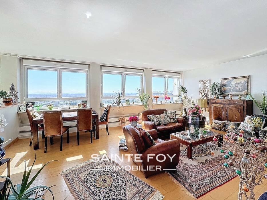 2025958 image1 - Sainte Foy Immobilier - Ce sont des agences immobilières dans l'Ouest Lyonnais spécialisées dans la location de maison ou d'appartement et la vente de propriété de prestige.