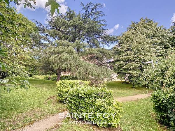 2025962 image8 - Sainte Foy Immobilier - Ce sont des agences immobilières dans l'Ouest Lyonnais spécialisées dans la location de maison ou d'appartement et la vente de propriété de prestige.