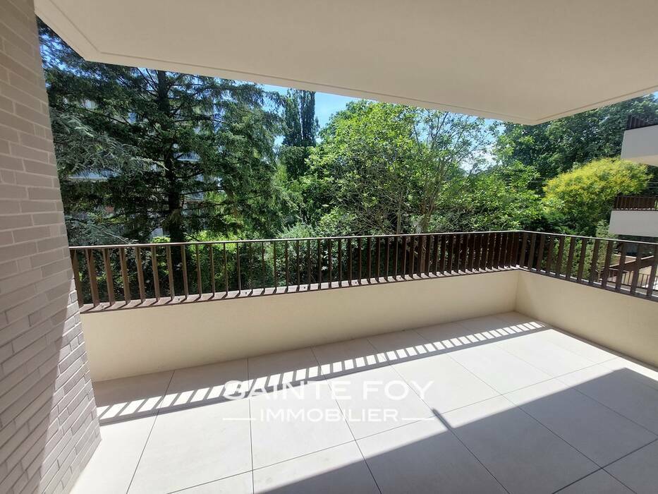 2025954 image1 - Sainte Foy Immobilier - Ce sont des agences immobilières dans l'Ouest Lyonnais spécialisées dans la location de maison ou d'appartement et la vente de propriété de prestige.