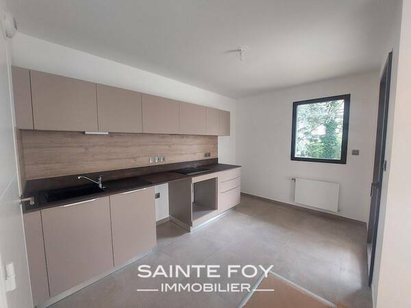 2025954 image3 - Sainte Foy Immobilier - Ce sont des agences immobilières dans l'Ouest Lyonnais spécialisées dans la location de maison ou d'appartement et la vente de propriété de prestige.