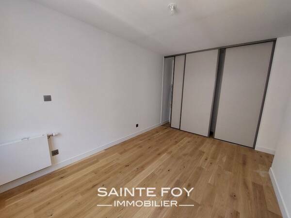 2025954 image5 - Sainte Foy Immobilier - Ce sont des agences immobilières dans l'Ouest Lyonnais spécialisées dans la location de maison ou d'appartement et la vente de propriété de prestige.