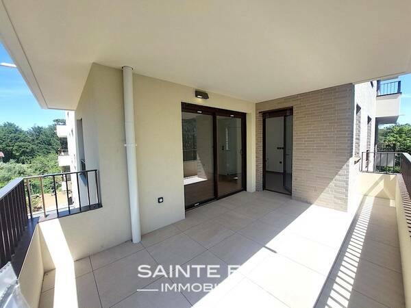 2025954 image7 - Sainte Foy Immobilier - Ce sont des agences immobilières dans l'Ouest Lyonnais spécialisées dans la location de maison ou d'appartement et la vente de propriété de prestige.