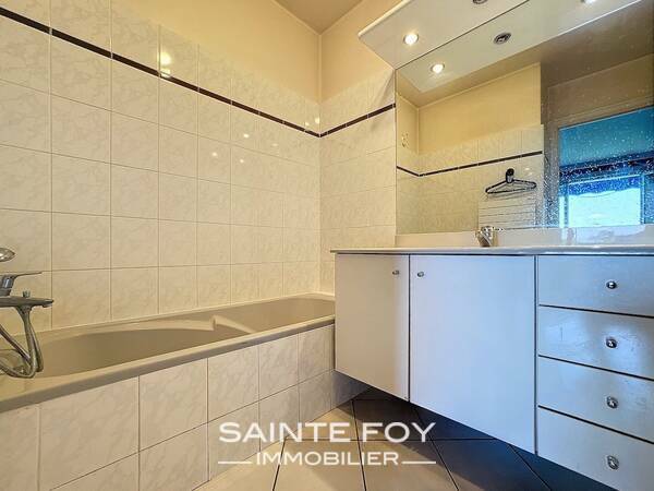 2025951 image7 - Sainte Foy Immobilier - Ce sont des agences immobilières dans l'Ouest Lyonnais spécialisées dans la location de maison ou d'appartement et la vente de propriété de prestige.