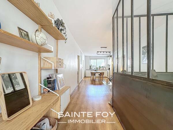 2026024 image4 - Sainte Foy Immobilier - Ce sont des agences immobilières dans l'Ouest Lyonnais spécialisées dans la location de maison ou d'appartement et la vente de propriété de prestige.