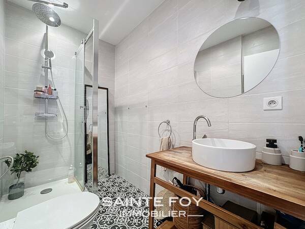 2026024 image6 - Sainte Foy Immobilier - Ce sont des agences immobilières dans l'Ouest Lyonnais spécialisées dans la location de maison ou d'appartement et la vente de propriété de prestige.