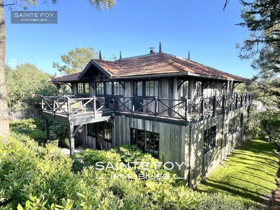 2020540 image1 - Sainte Foy Immobilier - Ce sont des agences immobilières dans l'Ouest Lyonnais spécialisées dans la location de maison ou d'appartement et la vente de propriété de prestige.
