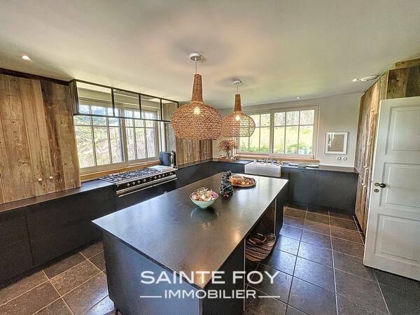 2020540 image4 - Sainte Foy Immobilier - Ce sont des agences immobilières dans l'Ouest Lyonnais spécialisées dans la location de maison ou d'appartement et la vente de propriété de prestige.