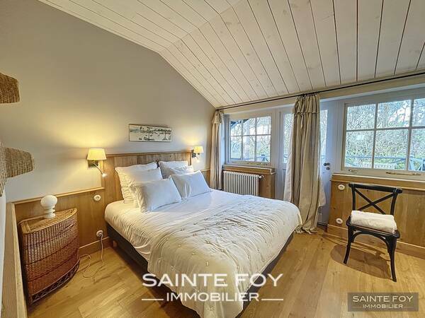 2020540 image6 - Sainte Foy Immobilier - Ce sont des agences immobilières dans l'Ouest Lyonnais spécialisées dans la location de maison ou d'appartement et la vente de propriété de prestige.