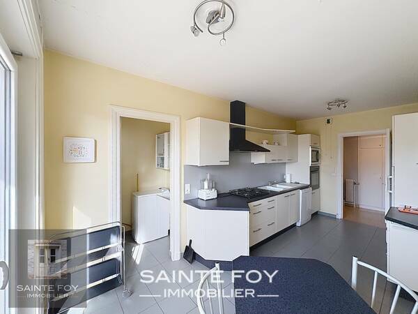 2026039 image5 - Sainte Foy Immobilier - Ce sont des agences immobilières dans l'Ouest Lyonnais spécialisées dans la location de maison ou d'appartement et la vente de propriété de prestige.