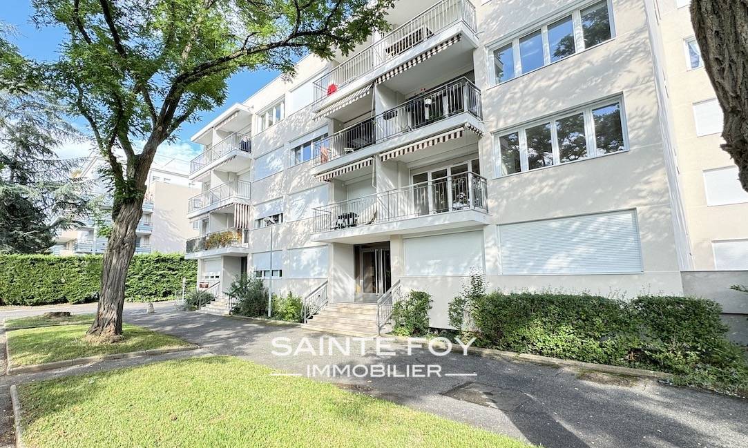 2025928 image1 - Sainte Foy Immobilier - Ce sont des agences immobilières dans l'Ouest Lyonnais spécialisées dans la location de maison ou d'appartement et la vente de propriété de prestige.