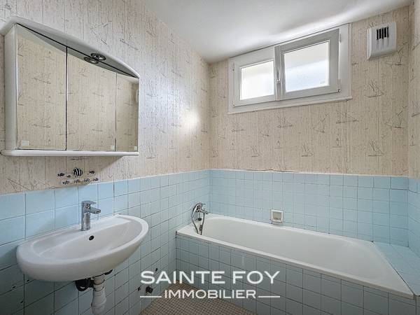 2025928 image7 - Sainte Foy Immobilier - Ce sont des agences immobilières dans l'Ouest Lyonnais spécialisées dans la location de maison ou d'appartement et la vente de propriété de prestige.