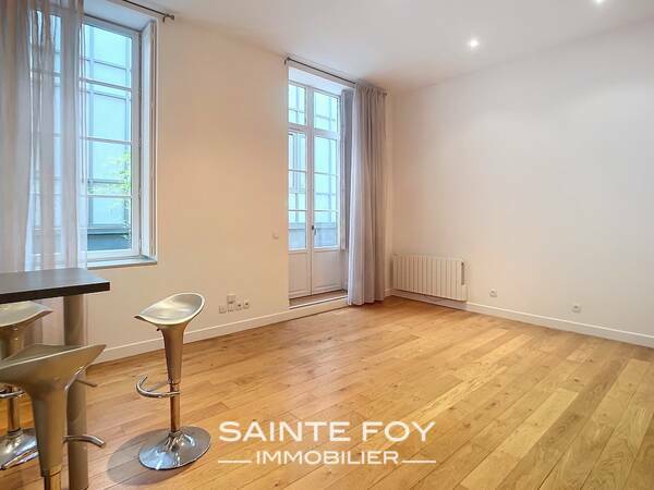 2026081 image5 - Sainte Foy Immobilier - Ce sont des agences immobilières dans l'Ouest Lyonnais spécialisées dans la location de maison ou d'appartement et la vente de propriété de prestige.