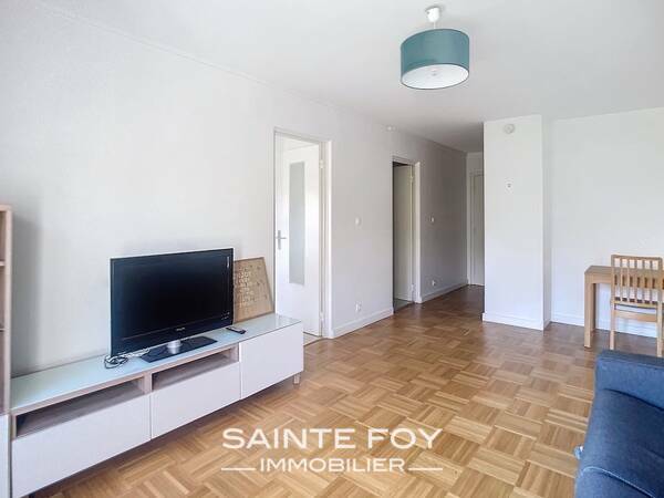 2026092 image5 - Sainte Foy Immobilier - Ce sont des agences immobilières dans l'Ouest Lyonnais spécialisées dans la location de maison ou d'appartement et la vente de propriété de prestige.