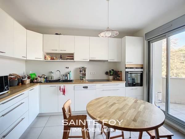 2025500 image4 - Sainte Foy Immobilier - Ce sont des agences immobilières dans l'Ouest Lyonnais spécialisées dans la location de maison ou d'appartement et la vente de propriété de prestige.