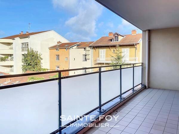 2026149 image2 - Sainte Foy Immobilier - Ce sont des agences immobilières dans l'Ouest Lyonnais spécialisées dans la location de maison ou d'appartement et la vente de propriété de prestige.