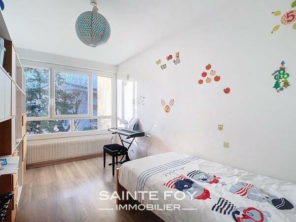 2026110 image5 - Sainte Foy Immobilier - Ce sont des agences immobilières dans l'Ouest Lyonnais spécialisées dans la location de maison ou d'appartement et la vente de propriété de prestige.