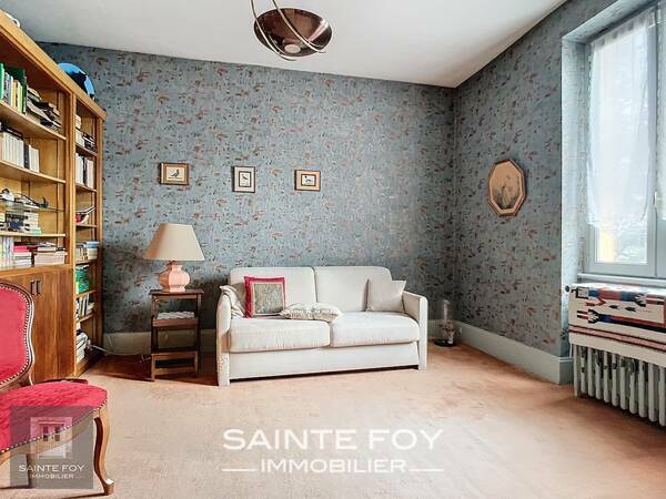 2026051 image5 - Sainte Foy Immobilier - Ce sont des agences immobilières dans l'Ouest Lyonnais spécialisées dans la location de maison ou d'appartement et la vente de propriété de prestige.