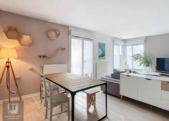 2026148 image1 - Sainte Foy Immobilier - Ce sont des agences immobilières dans l'Ouest Lyonnais spécialisées dans la location de maison ou d'appartement et la vente de propriété de prestige.