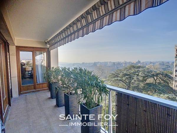 2026203 image4 - Sainte Foy Immobilier - Ce sont des agences immobilières dans l'Ouest Lyonnais spécialisées dans la location de maison ou d'appartement et la vente de propriété de prestige.