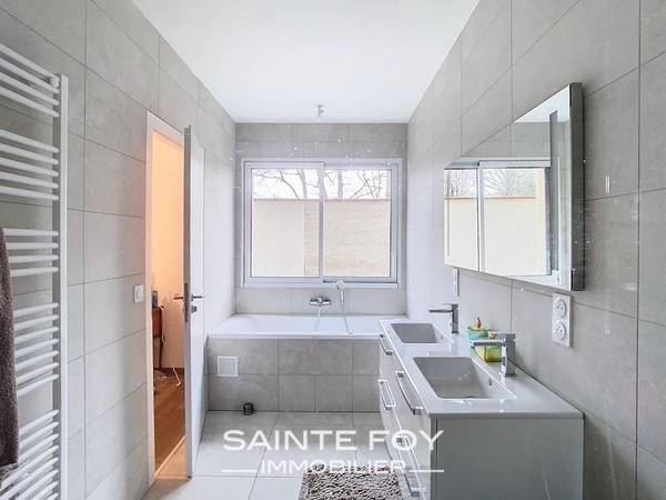 2026229 image6 - Sainte Foy Immobilier - Ce sont des agences immobilières dans l'Ouest Lyonnais spécialisées dans la location de maison ou d'appartement et la vente de propriété de prestige.