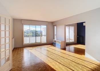 2022018 image1 - Sainte Foy Immobilier - Ce sont des agences immobilières dans l'Ouest Lyonnais spécialisées dans la location de maison ou d'appartement et la vente de propriété de prestige.
