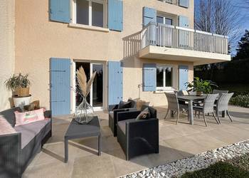 2026242 image1 - Sainte Foy Immobilier - Ce sont des agences immobilières dans l'Ouest Lyonnais spécialisées dans la location de maison ou d'appartement et la vente de propriété de prestige.