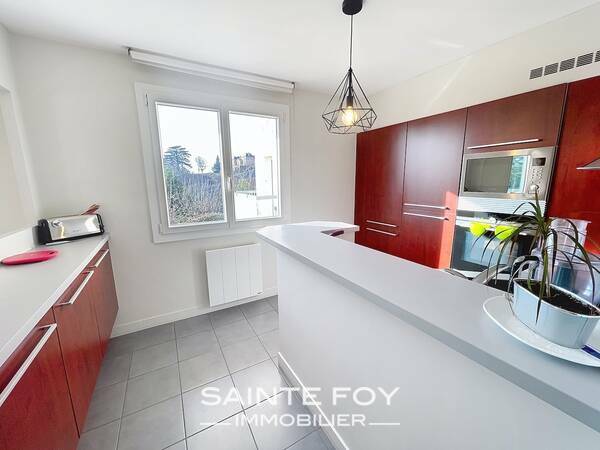 2026242 image3 - Sainte Foy Immobilier - Ce sont des agences immobilières dans l'Ouest Lyonnais spécialisées dans la location de maison ou d'appartement et la vente de propriété de prestige.
