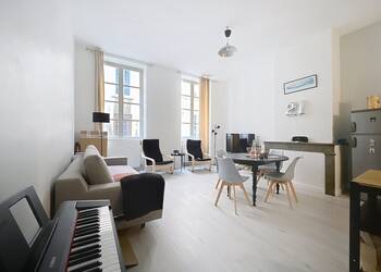 2026246 image1 - Sainte Foy Immobilier - Ce sont des agences immobilières dans l'Ouest Lyonnais spécialisées dans la location de maison ou d'appartement et la vente de propriété de prestige.