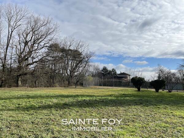 2026260 image4 - Sainte Foy Immobilier - Ce sont des agences immobilières dans l'Ouest Lyonnais spécialisées dans la location de maison ou d'appartement et la vente de propriété de prestige.
