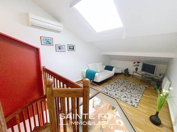 2026259 image3 - Sainte Foy Immobilier - Ce sont des agences immobilières dans l'Ouest Lyonnais spécialisées dans la location de maison ou d'appartement et la vente de propriété de prestige.