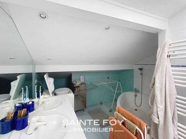 2026259 image7 - Sainte Foy Immobilier - Ce sont des agences immobilières dans l'Ouest Lyonnais spécialisées dans la location de maison ou d'appartement et la vente de propriété de prestige.