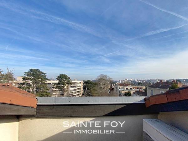 2026259 image8 - Sainte Foy Immobilier - Ce sont des agences immobilières dans l'Ouest Lyonnais spécialisées dans la location de maison ou d'appartement et la vente de propriété de prestige.