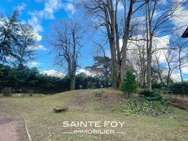 2026253 image3 - Sainte Foy Immobilier - Ce sont des agences immobilières dans l'Ouest Lyonnais spécialisées dans la location de maison ou d'appartement et la vente de propriété de prestige.