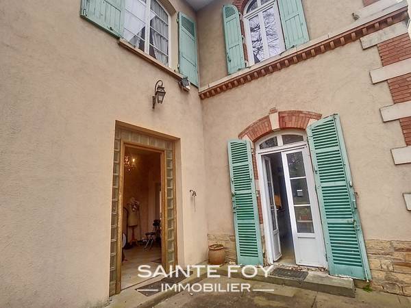 2026253 image8 - Sainte Foy Immobilier - Ce sont des agences immobilières dans l'Ouest Lyonnais spécialisées dans la location de maison ou d'appartement et la vente de propriété de prestige.