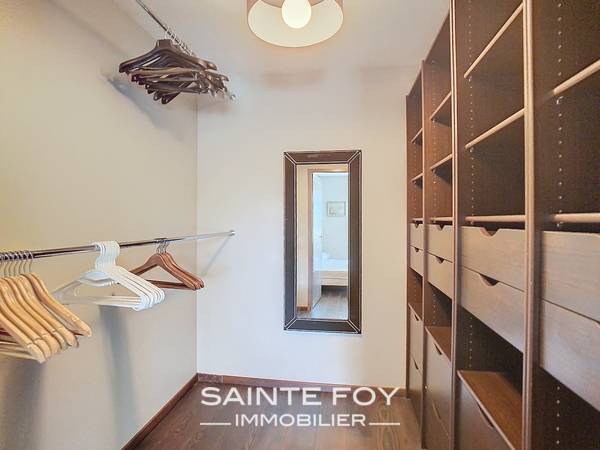 2026010 image6 - Sainte Foy Immobilier - Ce sont des agences immobilières dans l'Ouest Lyonnais spécialisées dans la location de maison ou d'appartement et la vente de propriété de prestige.
