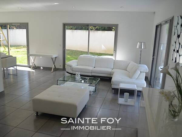 13447 image2 - Sainte Foy Immobilier - Ce sont des agences immobilières dans l'Ouest Lyonnais spécialisées dans la location de maison ou d'appartement et la vente de propriété de prestige.