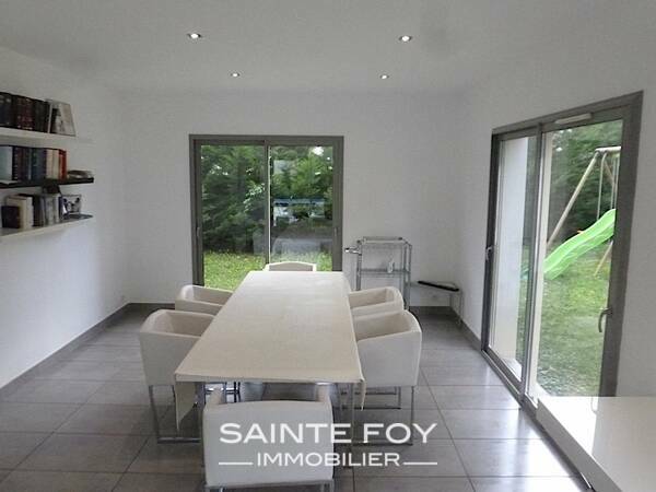 13447 image6 - Sainte Foy Immobilier - Ce sont des agences immobilières dans l'Ouest Lyonnais spécialisées dans la location de maison ou d'appartement et la vente de propriété de prestige.