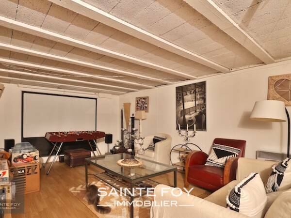 2026288 image9 - Sainte Foy Immobilier - Ce sont des agences immobilières dans l'Ouest Lyonnais spécialisées dans la location de maison ou d'appartement et la vente de propriété de prestige.