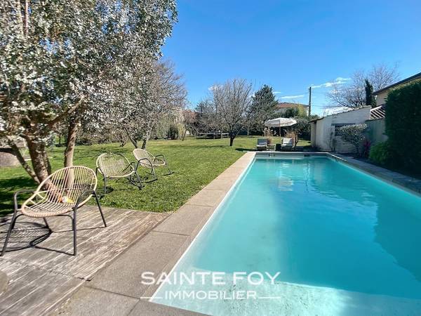 2026285 image9 - Sainte Foy Immobilier - Ce sont des agences immobilières dans l'Ouest Lyonnais spécialisées dans la location de maison ou d'appartement et la vente de propriété de prestige.