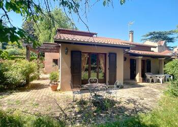 2026302 image1 - Sainte Foy Immobilier - Ce sont des agences immobilières dans l'Ouest Lyonnais spécialisées dans la location de maison ou d'appartement et la vente de propriété de prestige.