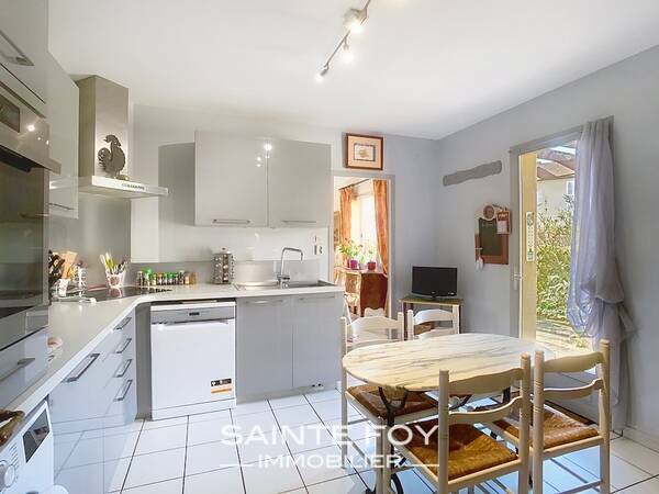 2026302 image4 - Sainte Foy Immobilier - Ce sont des agences immobilières dans l'Ouest Lyonnais spécialisées dans la location de maison ou d'appartement et la vente de propriété de prestige.