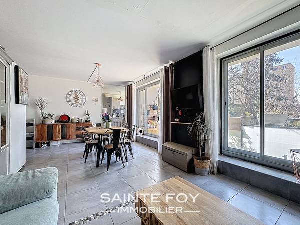 2026319 image3 - Sainte Foy Immobilier - Ce sont des agences immobilières dans l'Ouest Lyonnais spécialisées dans la location de maison ou d'appartement et la vente de propriété de prestige.