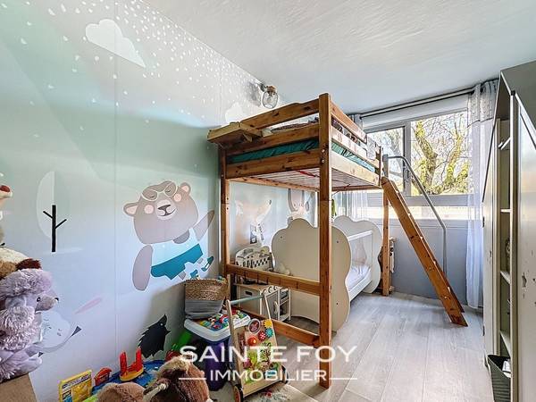 2026319 image6 - Sainte Foy Immobilier - Ce sont des agences immobilières dans l'Ouest Lyonnais spécialisées dans la location de maison ou d'appartement et la vente de propriété de prestige.