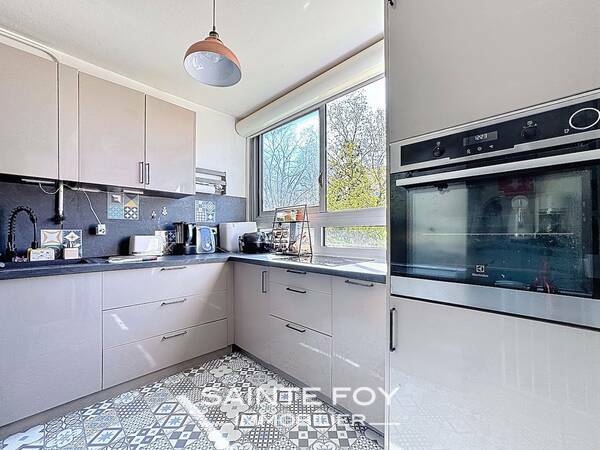 2026319 image4 - Sainte Foy Immobilier - Ce sont des agences immobilières dans l'Ouest Lyonnais spécialisées dans la location de maison ou d'appartement et la vente de propriété de prestige.