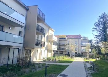 2026322 image1 - Sainte Foy Immobilier - Ce sont des agences immobilières dans l'Ouest Lyonnais spécialisées dans la location de maison ou d'appartement et la vente de propriété de prestige.