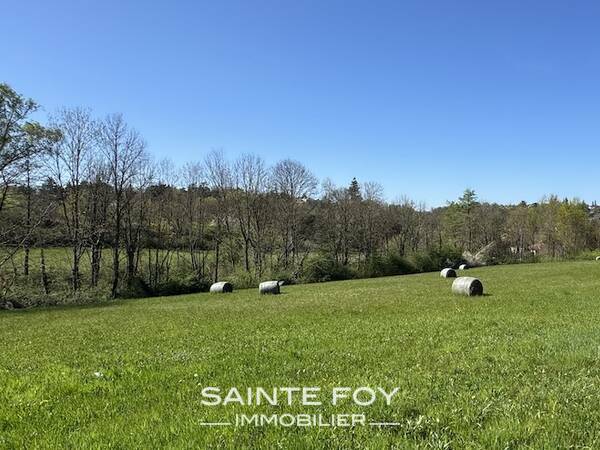 2022962 image10 - Sainte Foy Immobilier - Ce sont des agences immobilières dans l'Ouest Lyonnais spécialisées dans la location de maison ou d'appartement et la vente de propriété de prestige.